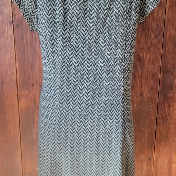 Retro Indie Twee Women L Black Gray Chevron Mini Dress Ruffle Bib Panel 2000s - Picture 7 of 14